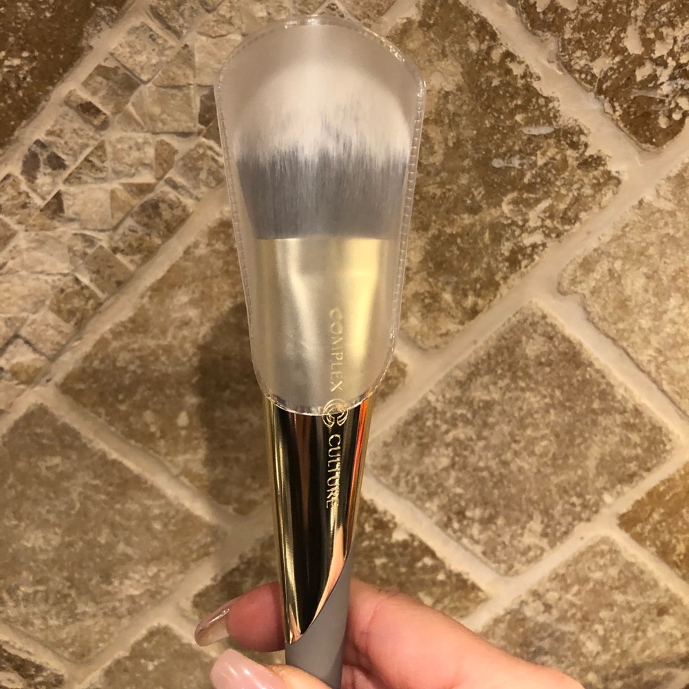 Complex Culture Press and Set Bronzer Brush